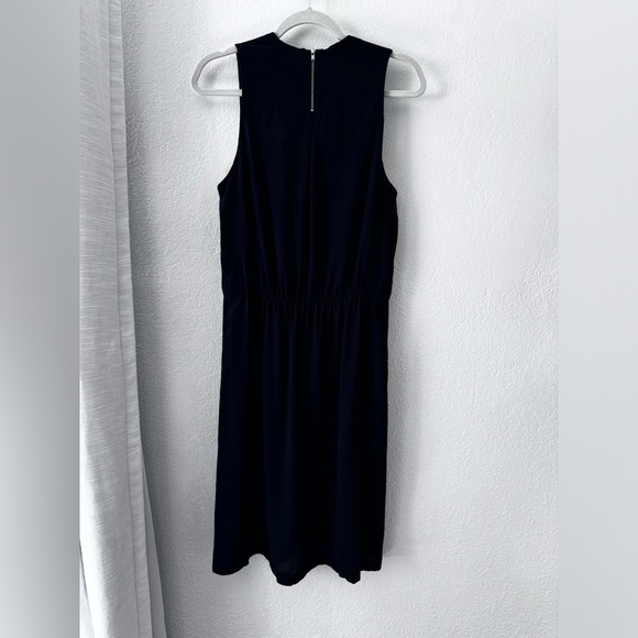 A.L.C 100% Silk Kenyatta Dress Sleeveless Cutout V-Neck Cinched Waist Size 8 - Picture 11 of 12